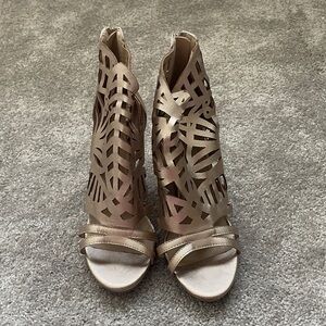 Chic Cutout Tan Heels